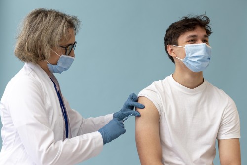 Sinh viên BDU đăng ký tiêm vaccine phòng Covid-19